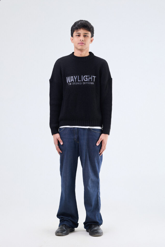 The way light <br>  knitted sweater  black